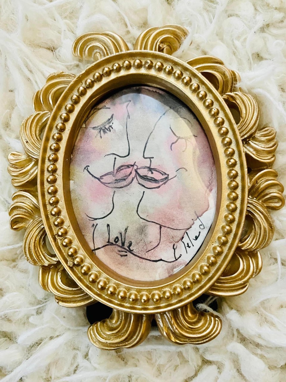 Love- 10 cm x 1o cm encadré- Techniques mixtes sur papier 2022